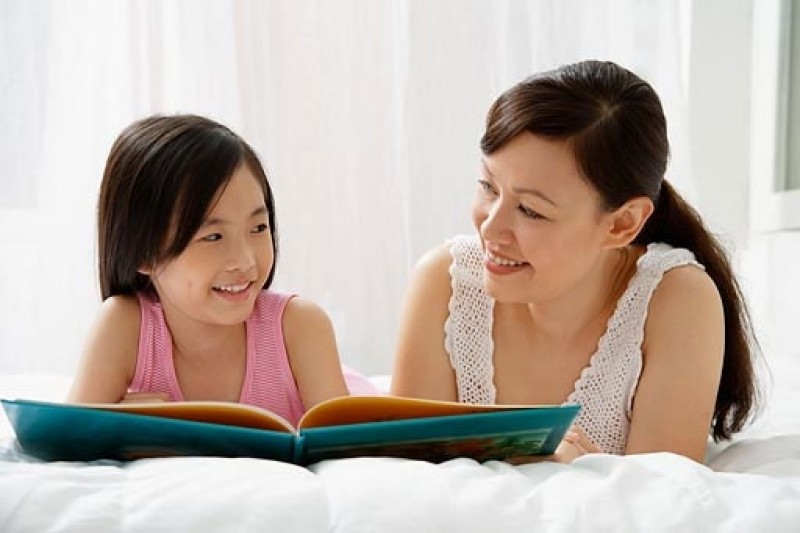 Cách dạy cho bé biết đọc sách – Hành trình nuôi dưỡng tình yêu sách từ những trang đầu đời